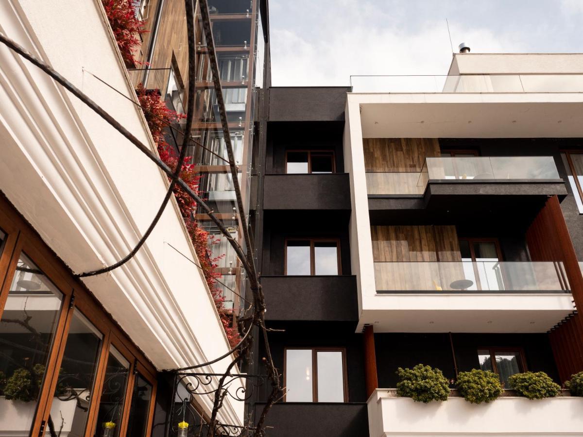 Select Hill Hotel 3*