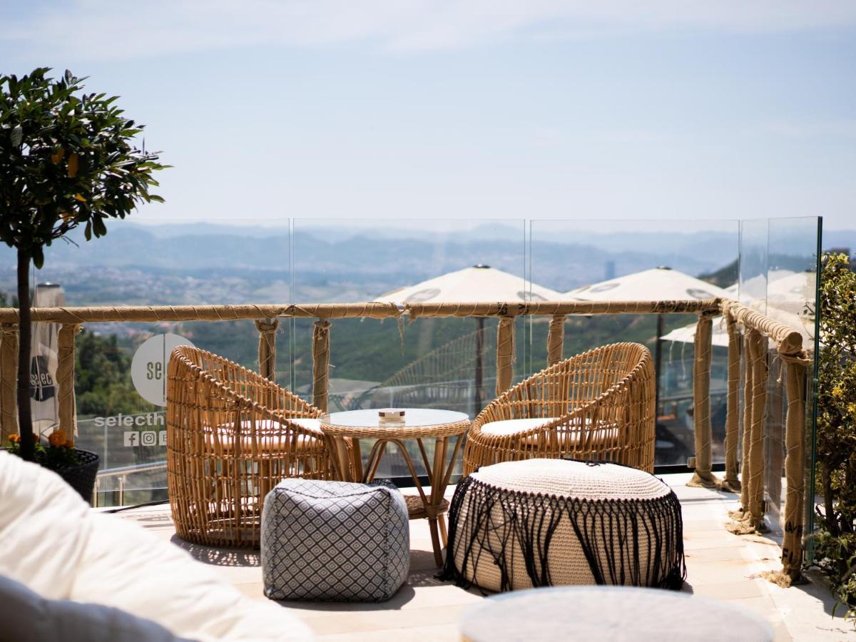 Select Hill Hotel