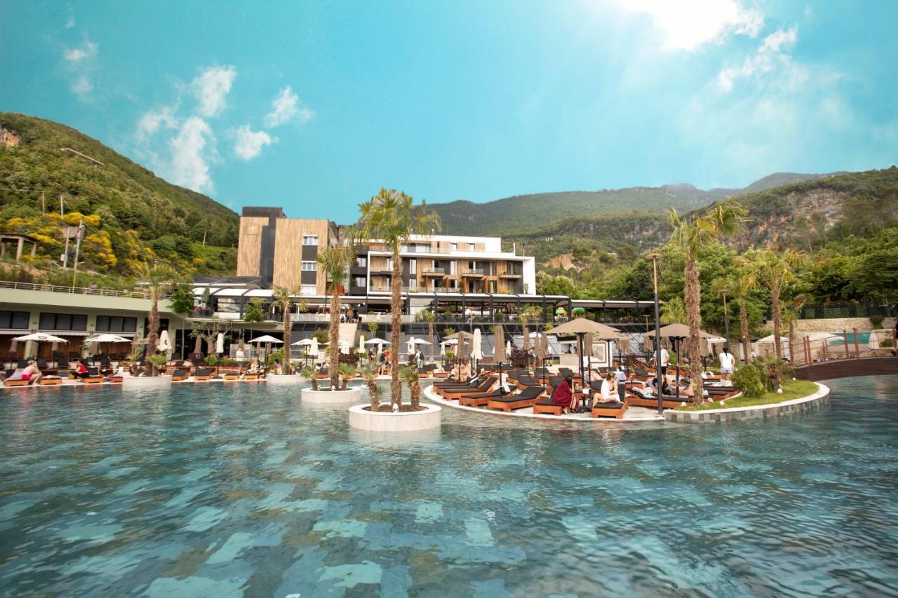 Select Hill Hotel Linze