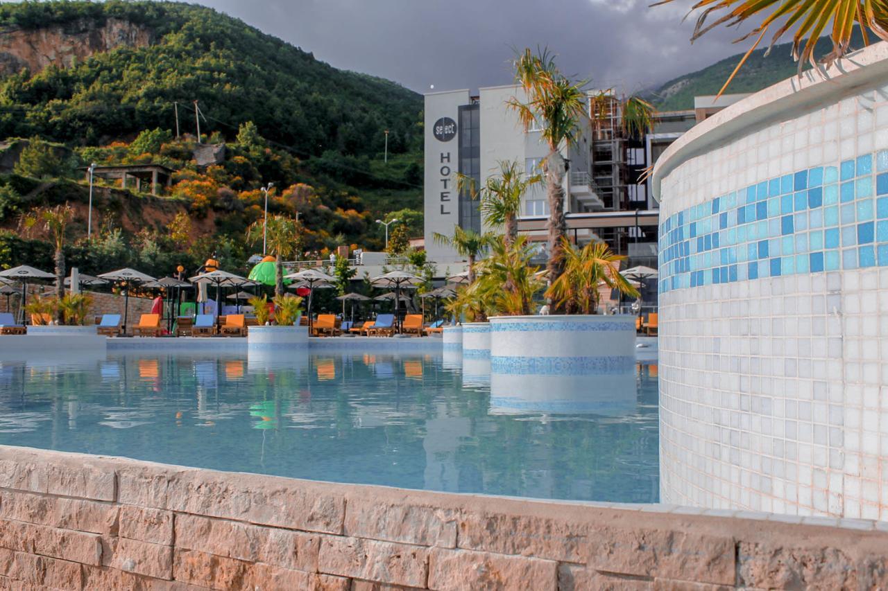 Select Hill Hotel 3*